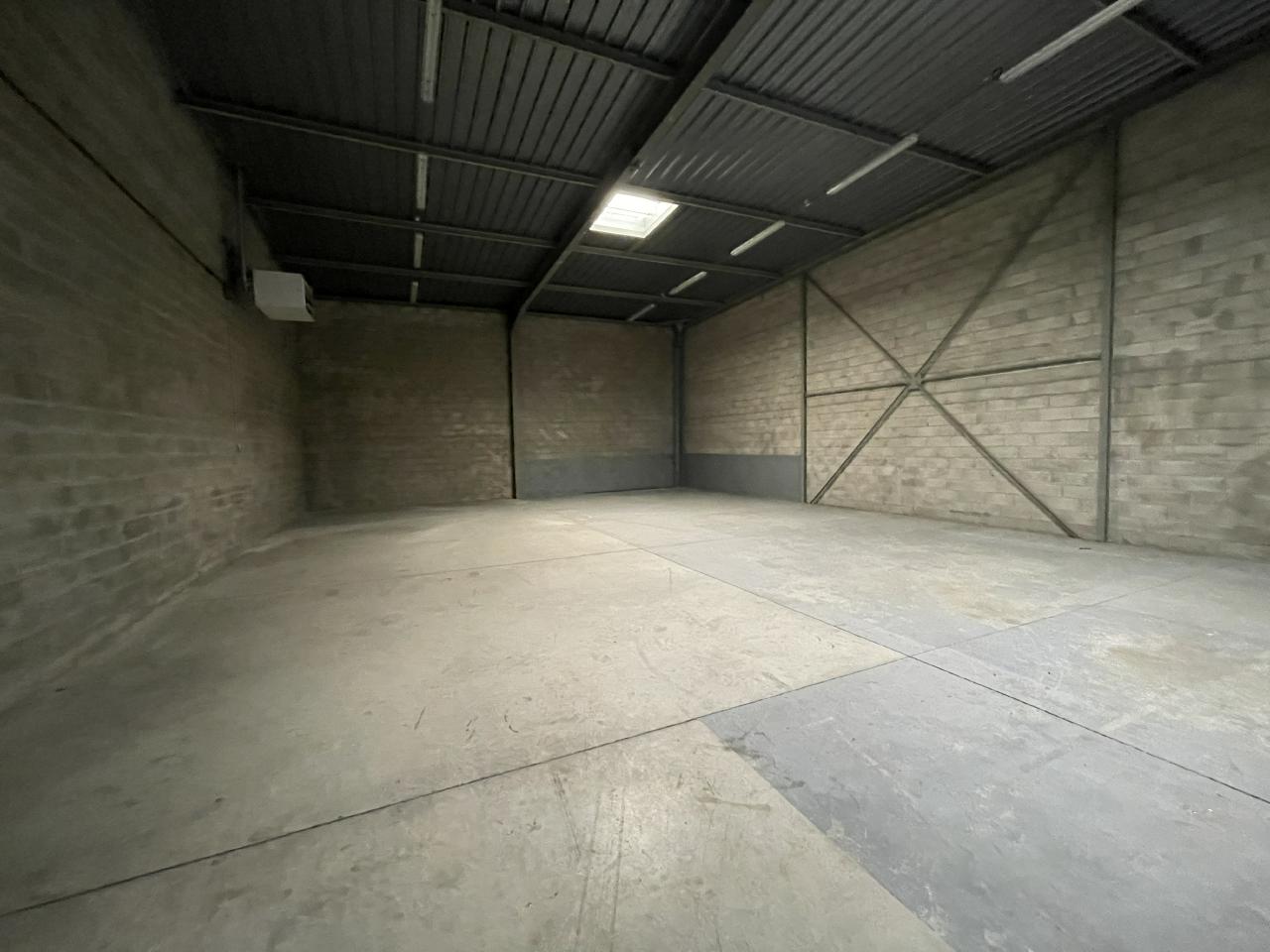 Local d'activité Tremblay-en-France 321m² Location local d'activité Tremblay-en-France Seine-Saint-Denis OLACT2200920 3